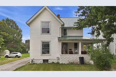 127 E High Street, Fostoria, OH 44830 - Photo 1