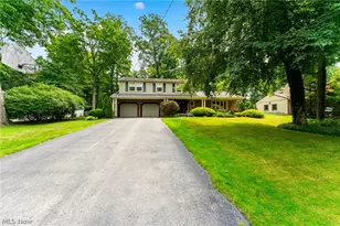 7309 Oak Dr, Poland, OH 44514 - Photo 2