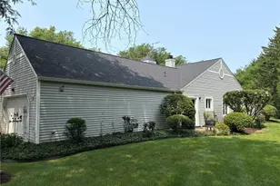 375 Yorktown Pl, Vermilion, OH 44089 - Photo 4
