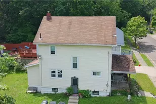 692 Blanche St, Akron, OH 44307 - Photo 4