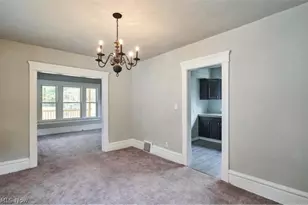 692 Blanche St, Akron, OH 44307 - Photo 12