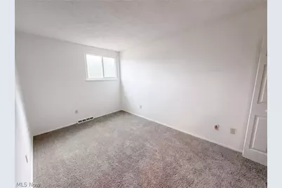 546 Kalene Court, Eastlake, OH 44095 - Photo 12