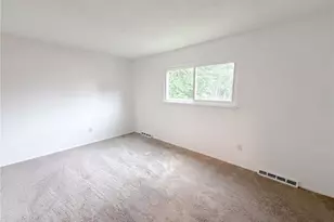 546 Kalene Ct, Eastlake, OH 44095 - Photo 10