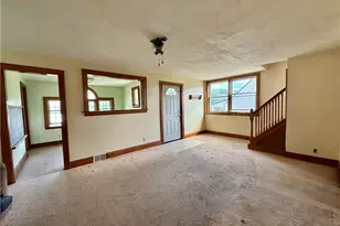 117 Bird Way, Weirton, WV 26062 - Photo 4