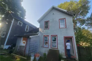 1023 4th St SW, Canton, OH 44707 - Photo 2