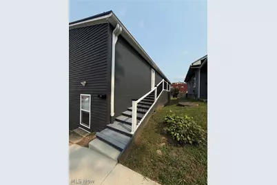 437 S 11th Street, Cambridge, OH 43725 - Photo 1