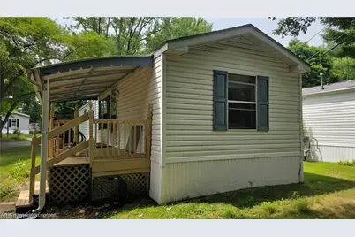 100 Maplegrove Lane, Mentor, OH 44060 - Photo 2
