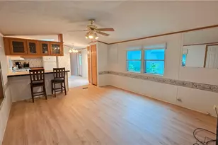 100 Maplegrove Ln, Mentor, OH 44060 - Photo 6