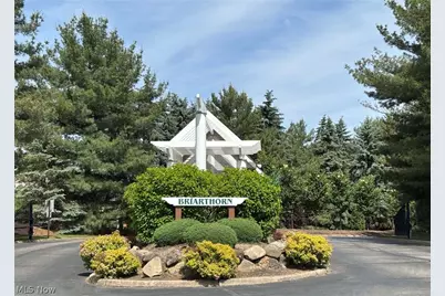 114 Barkwood Drive, Wadsworth, OH 44281 - Photo 2