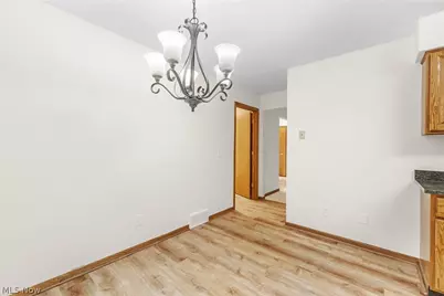 114 Barkwood Drive, Wadsworth, OH 44281 - Photo 14