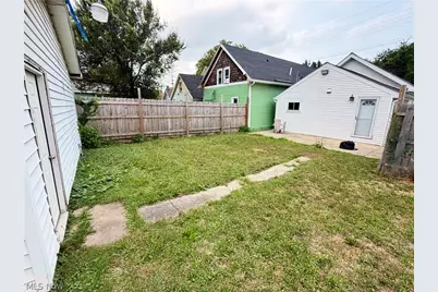 3023 Barber Avenue, Loveland, OH 44113 - Photo 18