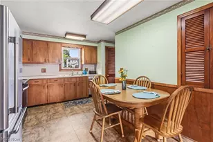 229 Kennedy St, Louisville, OH 44641 - Photo 8