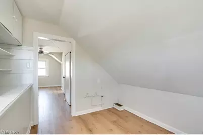 325 Evelyn Avenue, Green Hills, OH 44131 - Photo 20