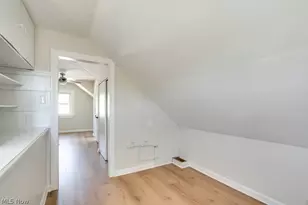 325 Evelyn Ave, Green Hills, OH 44131 - Photo 20