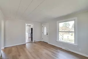 325 Evelyn Ave, Green Hills, OH 44131 - Photo 10