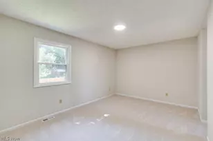 1505 Democracy Dr NW, North Canton, OH 44720 - Photo 18