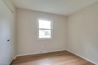 643 Kimberly Circle, Oberlin, OH 44074 - Photo 8