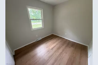 643 Kimberly Circle, Oberlin, OH 44074 - Photo 12