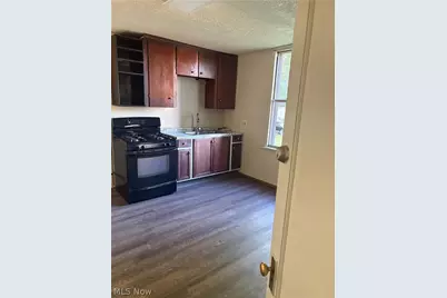 1719 4th Street NW #1, Canton, OH 44708 - Photo 2