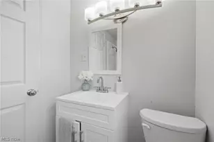 520 Foster Ave, Cambridge, OH 43725 - Photo 22