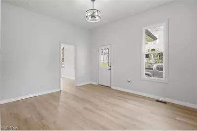 520 Foster Avenue, Cambridge, OH 43725 - Photo 8