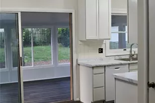 1093 Sutherland Ave, Akron, OH 44314 - Photo 20
