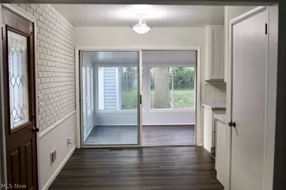 1093 Sutherland Avenue, Akron, OH 44314 - Photo 12
