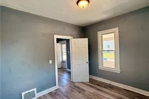 124 W 32nd St, Lorain, OH 44055 - Photo 4