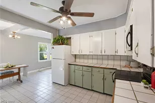 7091 Akron Ave NW, New Franklin, OH 44614 - Photo 8