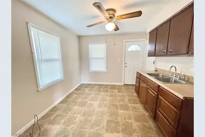 818-824 S Central Drive, Lorain, OH 44052 - Photo 16