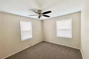 818-824 S Central Dr, Lorain, OH 44052 - Photo 32