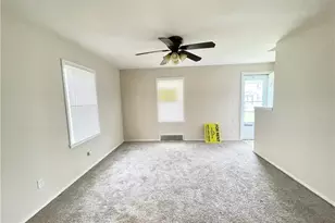 818-824 S Central Dr, Lorain, OH 44052 - Photo 2