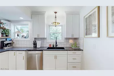 1604 Marlowe Avenue, Oakwood, OH 44107 - Photo 10