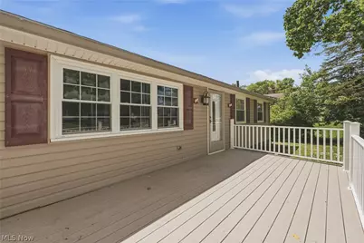 6330 Peach Street, Louisville, OH 44641 - Photo 6