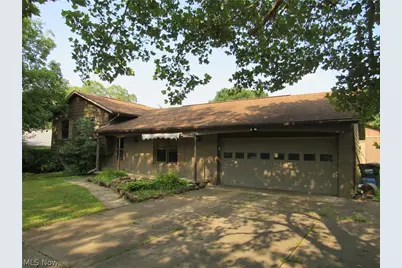 10940 Julie Street NE, Alliance, OH 44601 - Photo 32
