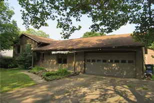 10940 Julie Street NE, Alliance, OH 44601 - Photo 32