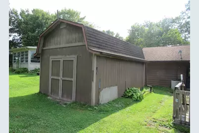 10940 Julie Street NE, Alliance, OH 44601 - Photo 30