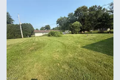 21636 Meadow Drive, West Lafayette, OH 43845 - Photo 14