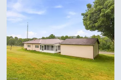 26142 US Route 30, East Rochester, OH 44625 - Photo 24