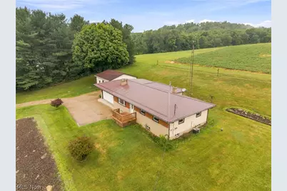26142 US Route 30, East Rochester, OH 44625 - Photo 2