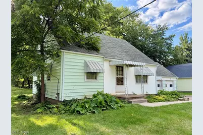 4111 Broadway Avenue NE, Louisville, OH 44641 - Photo 12