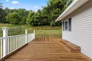 68290 Orchard Ave, Bridgeport, OH 43912 - Photo 24