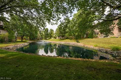 3800 Rosemont Boulevard #109B, Fairlawn, OH 44333 - Photo 2