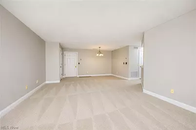 3800 Rosemont Boulevard #109B, Fairlawn, OH 44333 - Photo 10