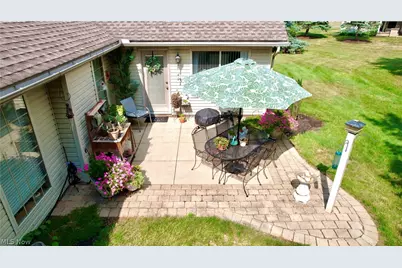 1012 Meadow Drive NW, Strasburg, OH 44680 - Photo 8
