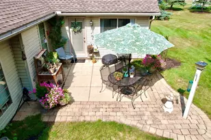 1012 Meadow Dr NW, Strasburg, OH 44680 - Photo 8