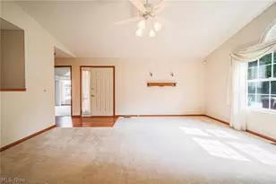 205 Greenbriar Ln, Dalton, OH 44618 - Photo 8