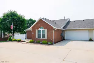 205 Greenbriar Ln, Dalton, OH 44618 - Photo 2