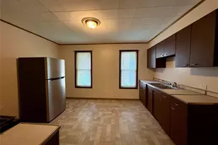 391 E Voris St, Akron, OH 44311 - Photo 6