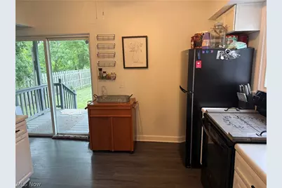 675 Oxford Avenue, Akron, OH 44310 - Photo 6